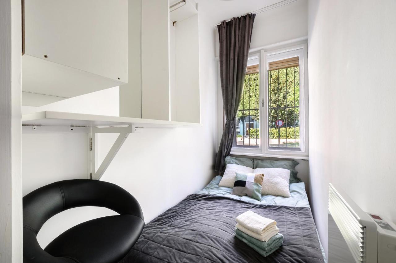 Buda Centre Homes By The Allee Shopping Mall Budapest Bagian luar foto