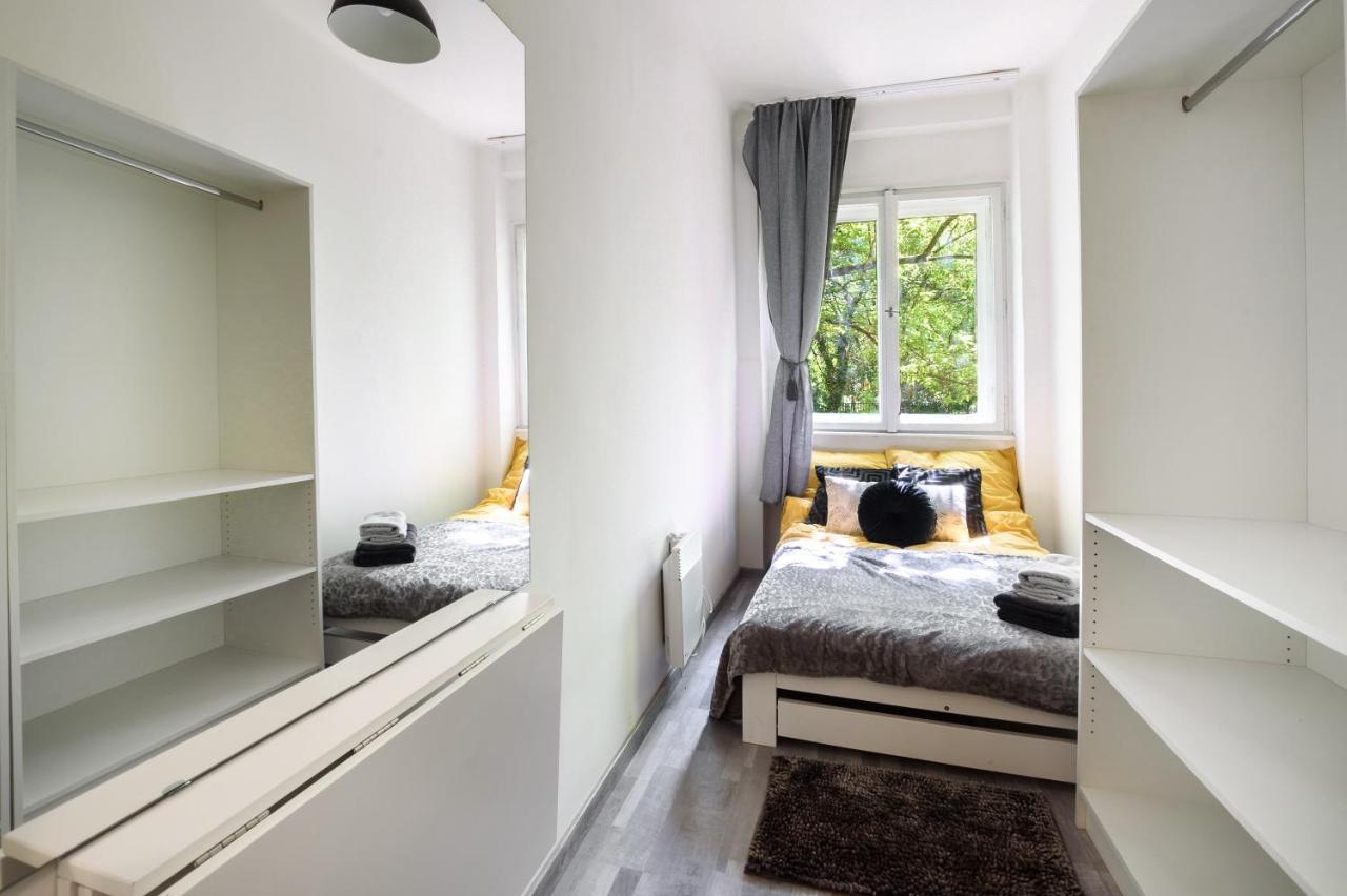 Buda Centre Homes By The Allee Shopping Mall Budapest Bagian luar foto